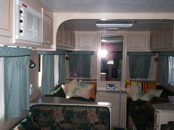 Air Conditioner of Regent Park Lane 20' Caravan