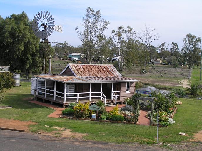 Athlone Cottage at Jandowae 2006