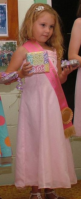  Sara-jane Creighton, Jandowae Junior Minor Princess 2010