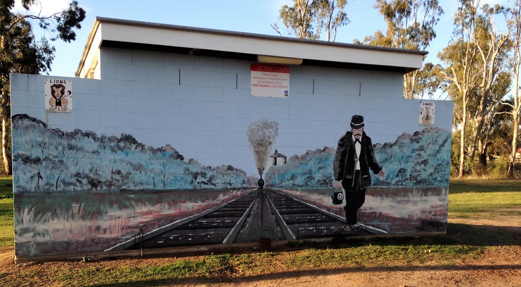 Lions Park Toilets off Jandowae High Street