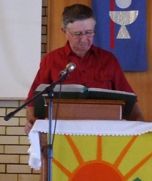  Dudley Cronin at the Jandowae Church Centenary 26/4/09