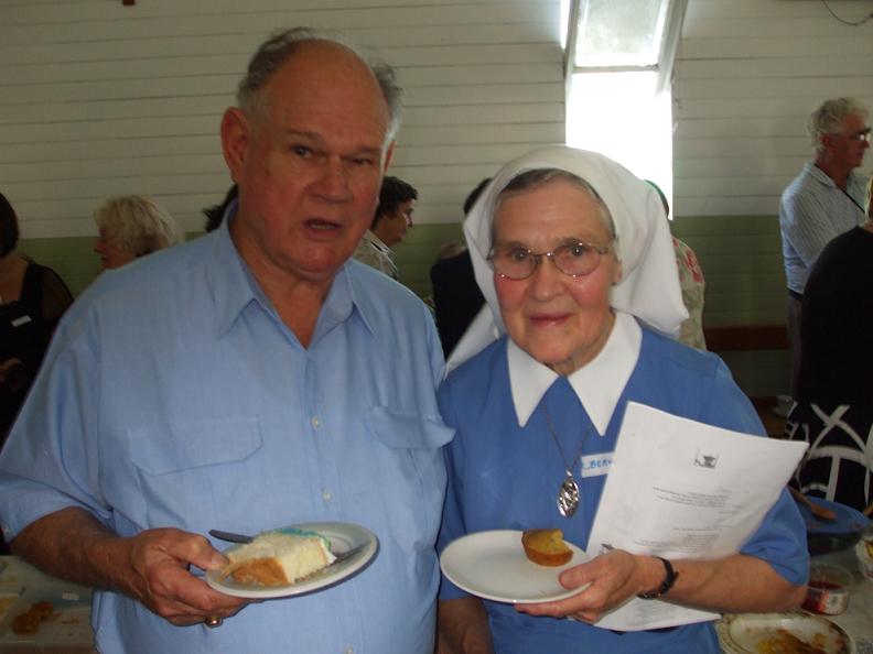  Tom Robinson and his sister at the Jandowae Church Centenary 26/4/09